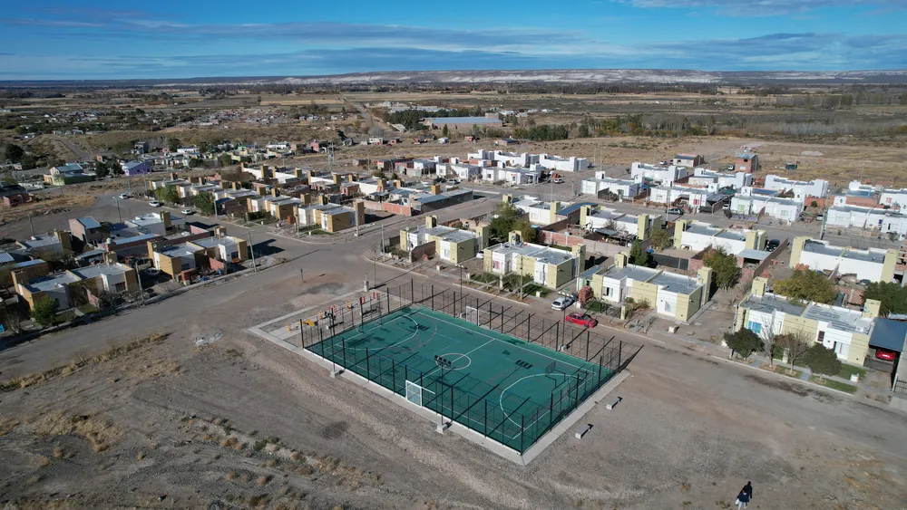 Playón deportivo Bº La Loma Dolavon