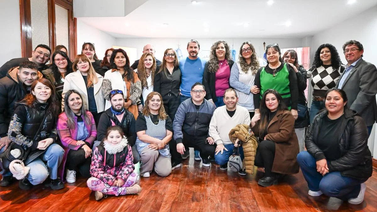 Firma de convenio por viviendas