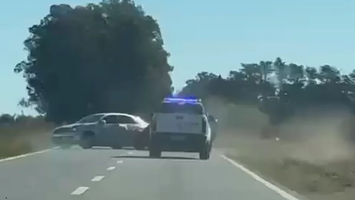 planeaba atacar con bombas molotov a su expareja y lo detuvieron tras una feroz persecución por la ruta