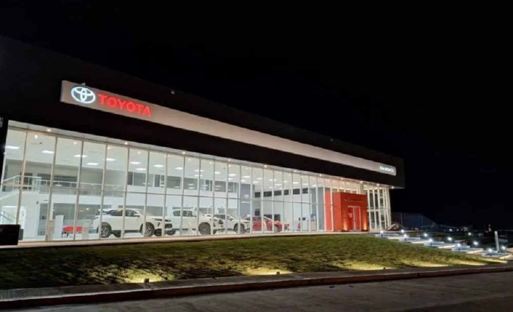 autos del sur inauguracion