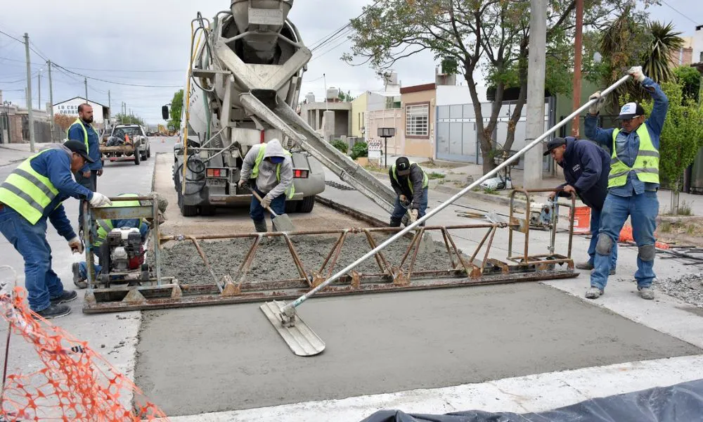 Pavimentación en López y Planes de Trelew