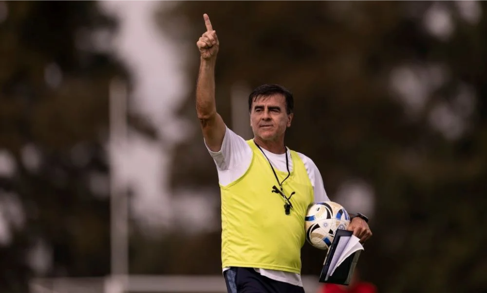 El cruce de Copa Argentina enfrenta a dos equipos que cerrarán el semestre bajo presión.