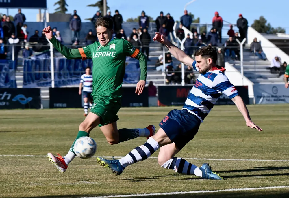 Guillermo Brown le gano a Ferro 3 a 1