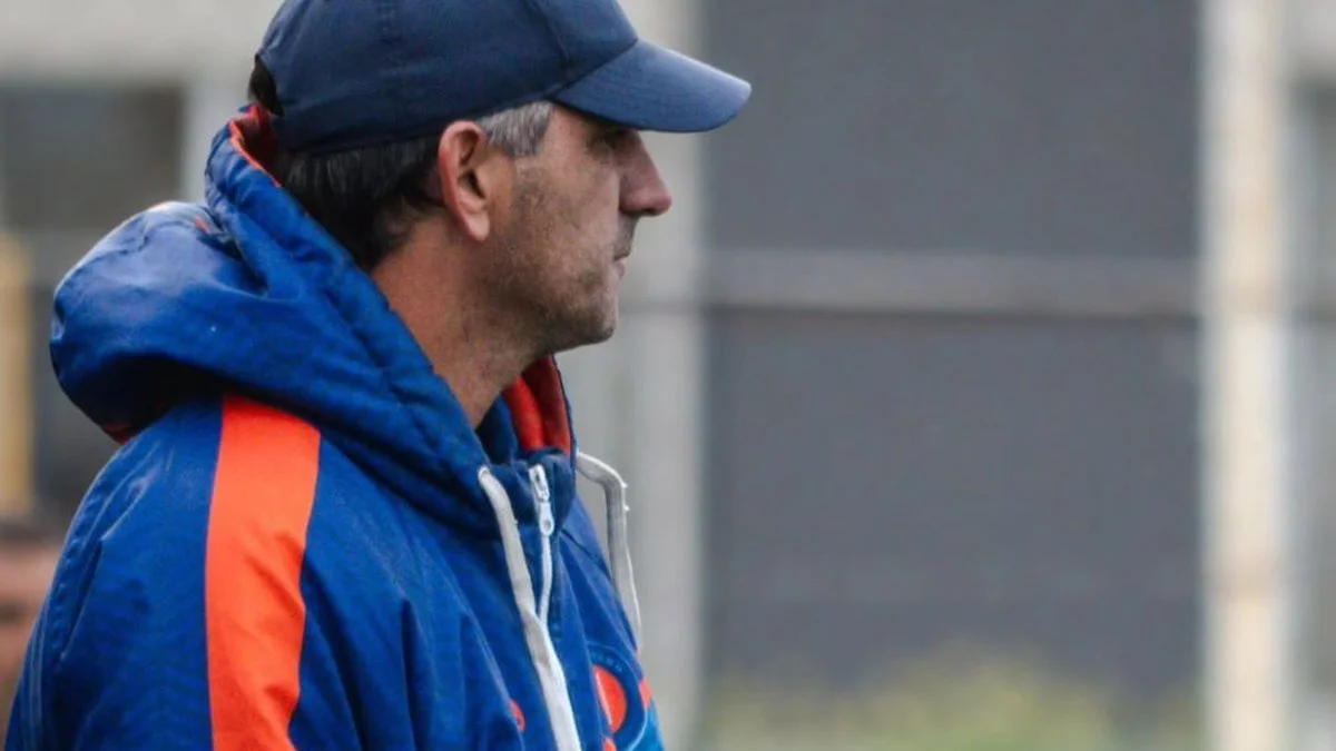 Gustavo Caamaño. Foto Club Social y Deportivo J.J. Moreno.