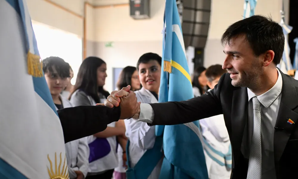 Gobernador Ignacio Torres Gobernador Ignacio Torres