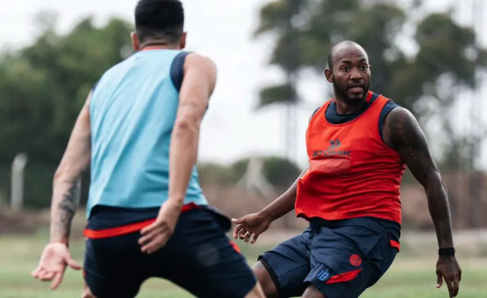 El equipo mendocino recibe a San Lorenzo tras un debut histórico