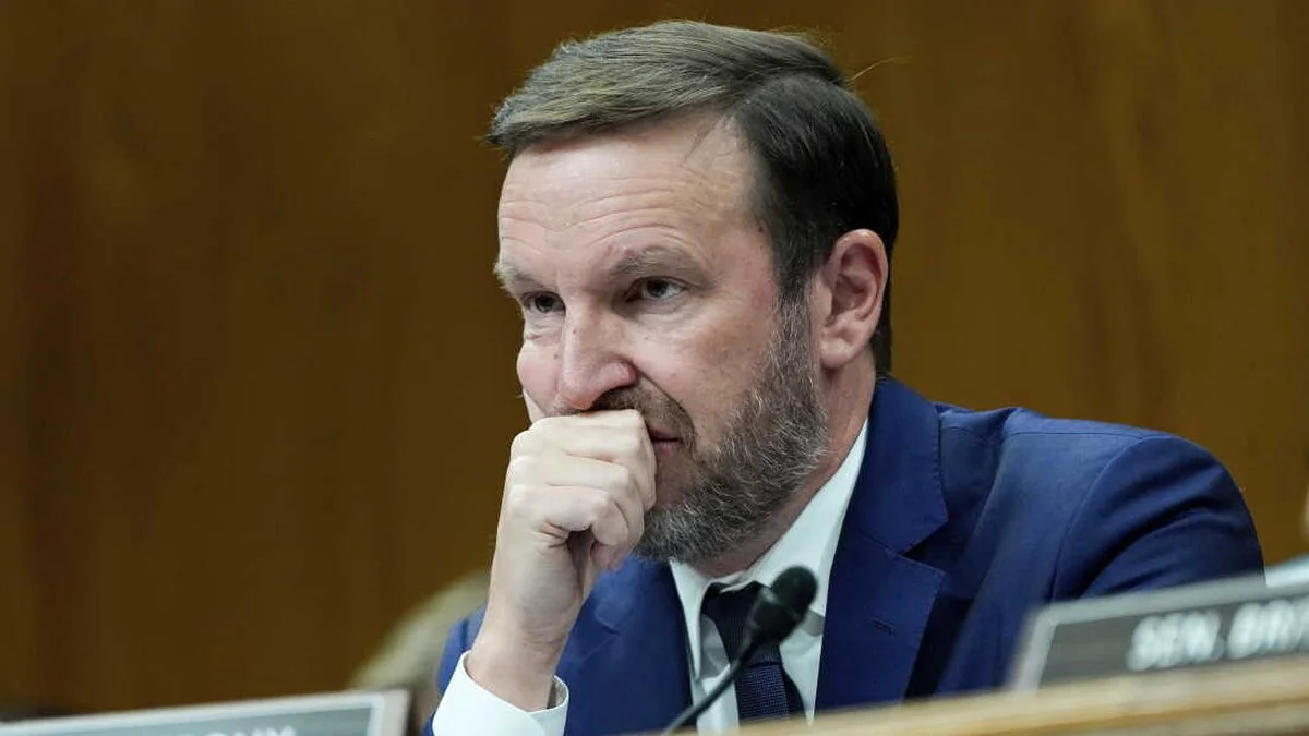 Chris Murphy. Foto Julia Demaree Nikhinson/AP/NPR