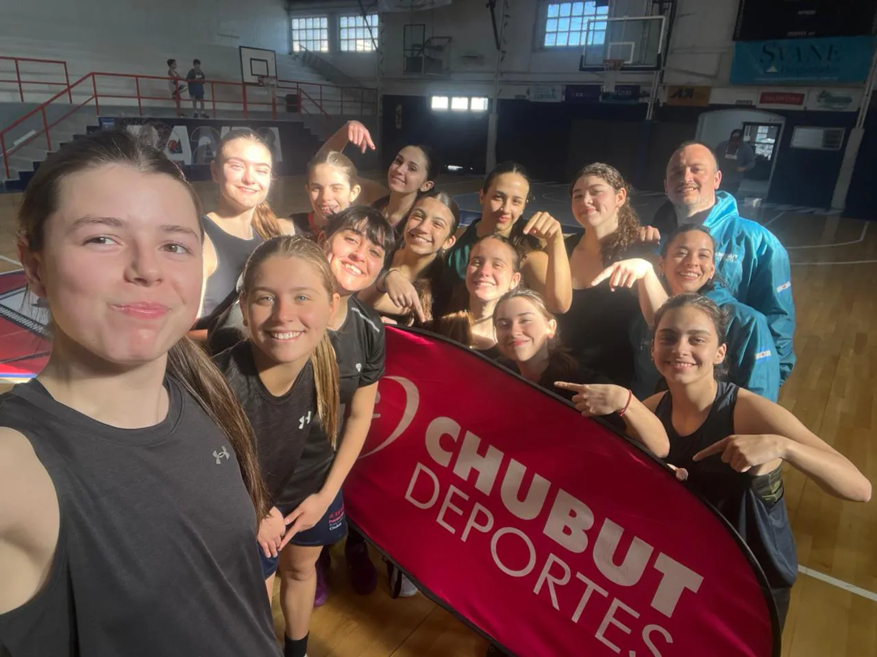 Puerto Madryn fue sede de una jornada de tecnificación de básquet femenino. 3