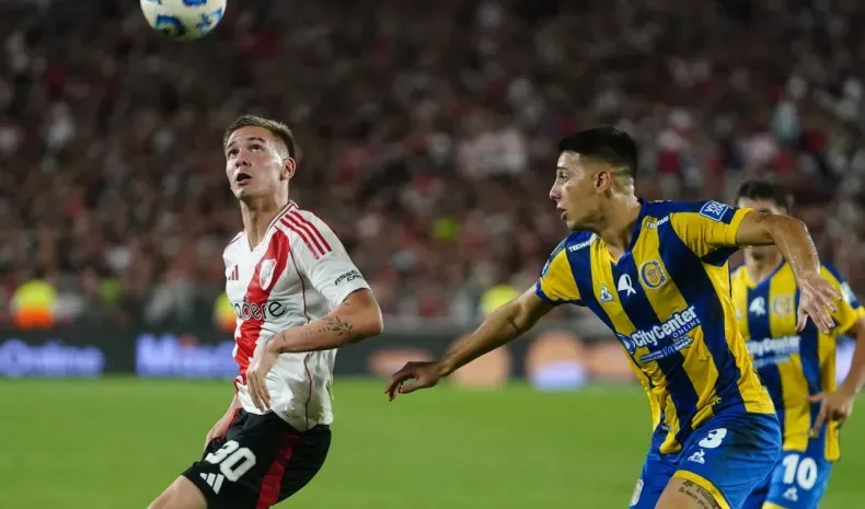 Enzo Copetti entró solo y Santiago López marcó el 2-2 con el arco vacío