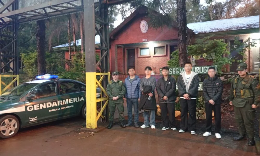 Expulsan de Argentina a cinco ciudadanos chinos en Misiones