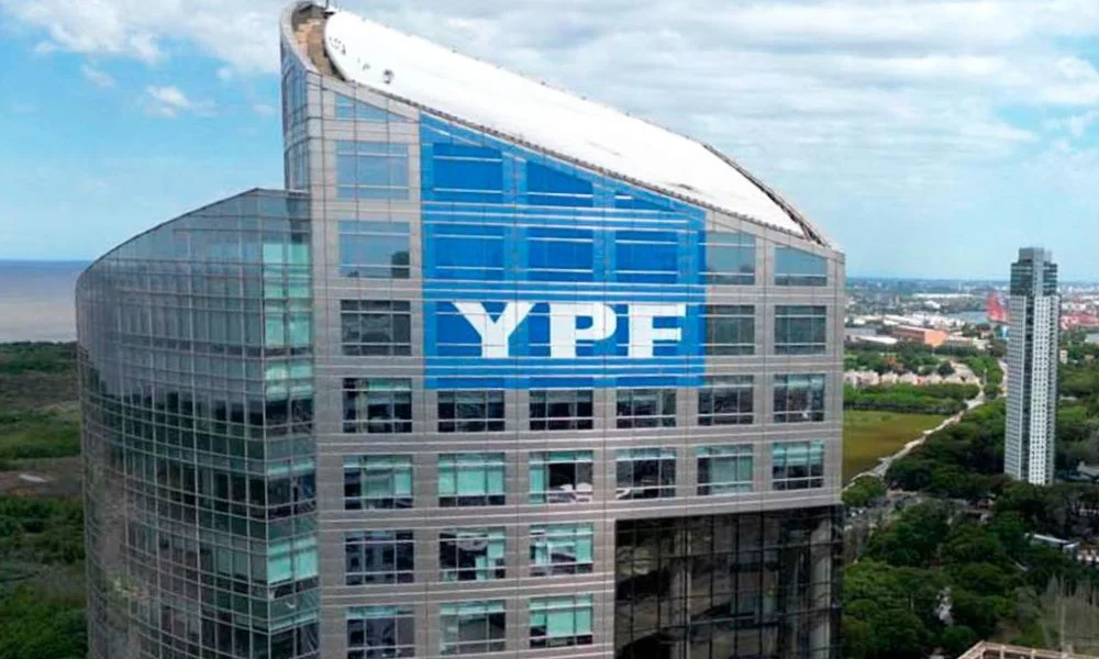 Edificio YPF. Foto AFP/Perfil