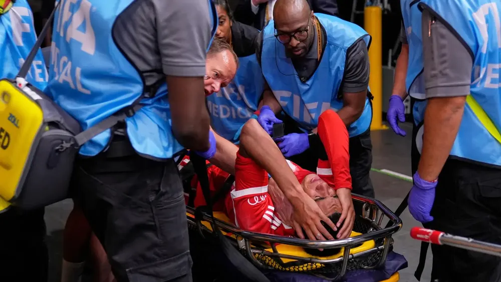 Musiala se lesiona de gravedad durante el partido ante el PSG. 2