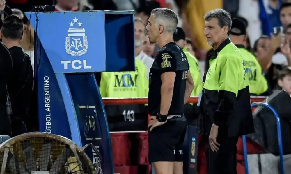 VAR