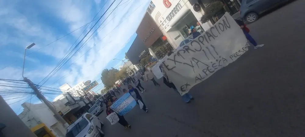 Ex trabajadores de ALPESCA
