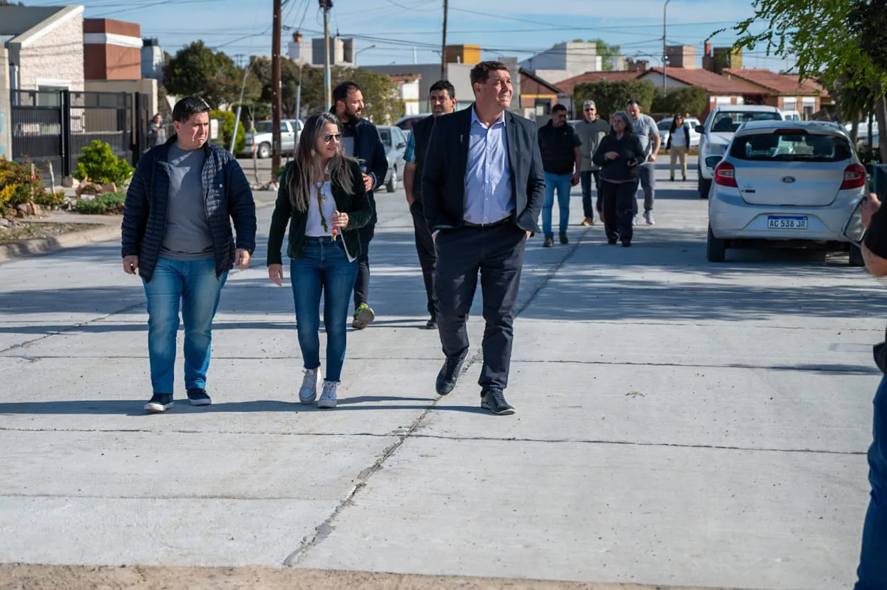 Finalizaron 400 metros de pavimento en el barrio Covitre