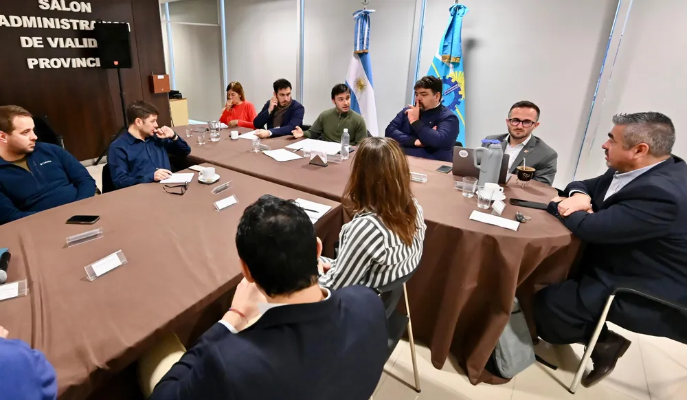 Torres junto a su gabinete