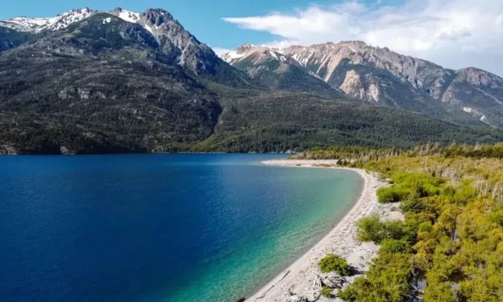 Puerto Bonito Lago Epuyén