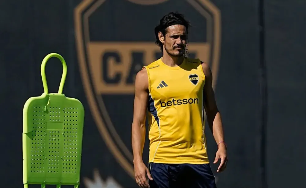 El uruguayo reaparece entre los convocados tras meses marcados por molestias físicas y ausencia