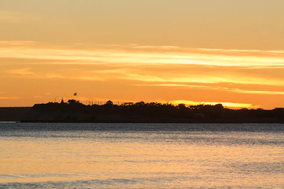 Amanece en Madryn con el Ecocentro por Darío Sander