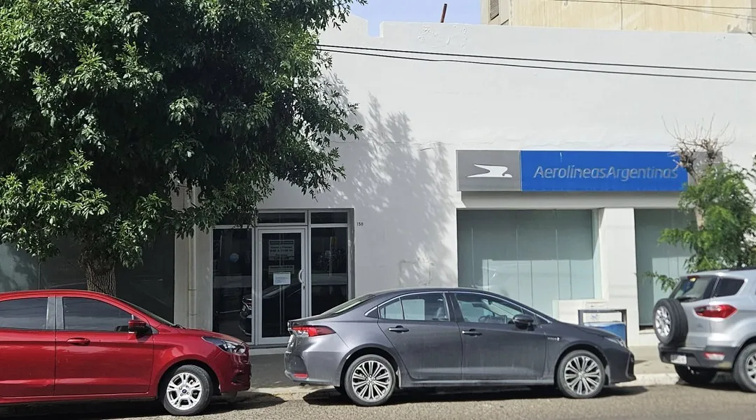 oficina de Aerolíneas en Comodoro