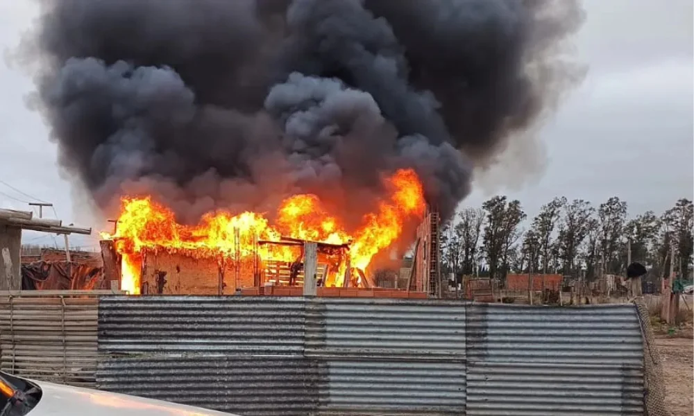 Incendio de vivienda en Trelew