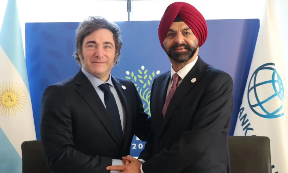 Javier Milei y Ajay Banga.