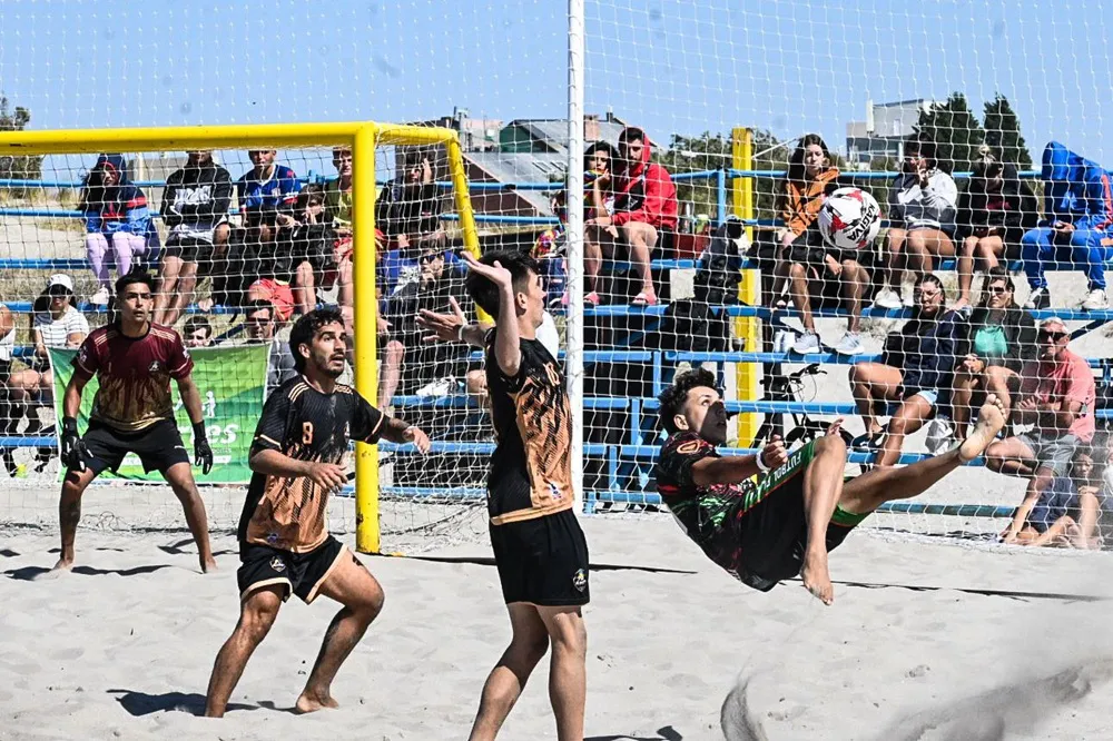 Clínica de Fútbol Playa en Madryn