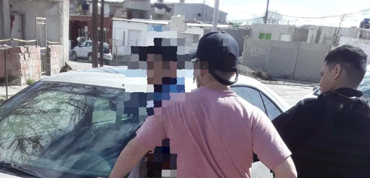 Foto policía Pto Madryn1 menor q apuñalo a chica 17 años