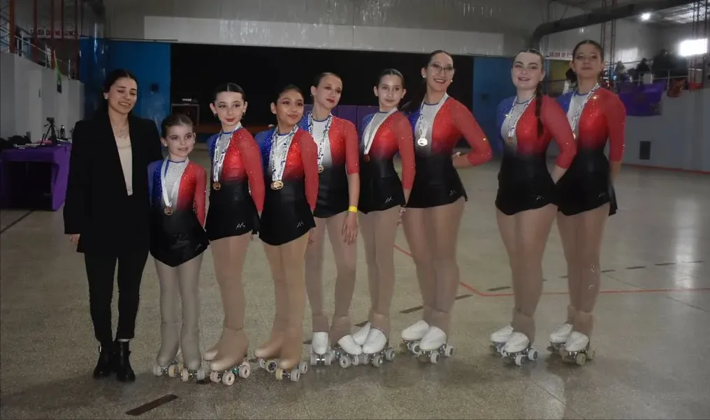 Las patinadoras del Club Ferrocarril Patagónico