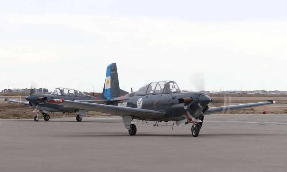 Avión Naval