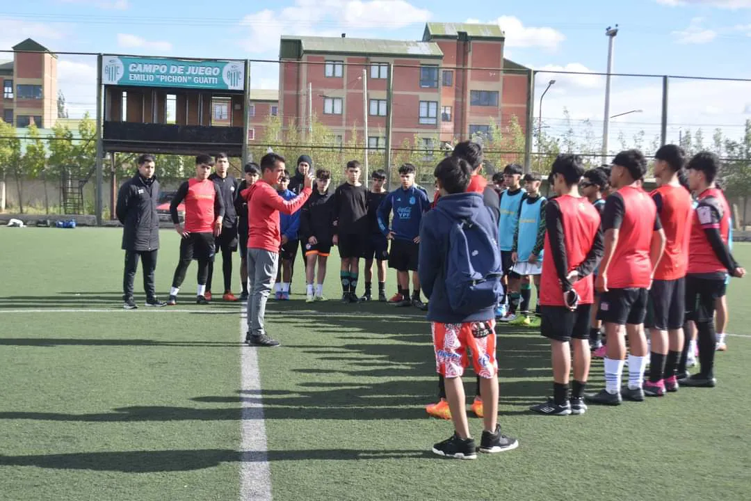 ESTUDIANTES DE LA PLATA EN BOXING DE RÍO GALLEGOS