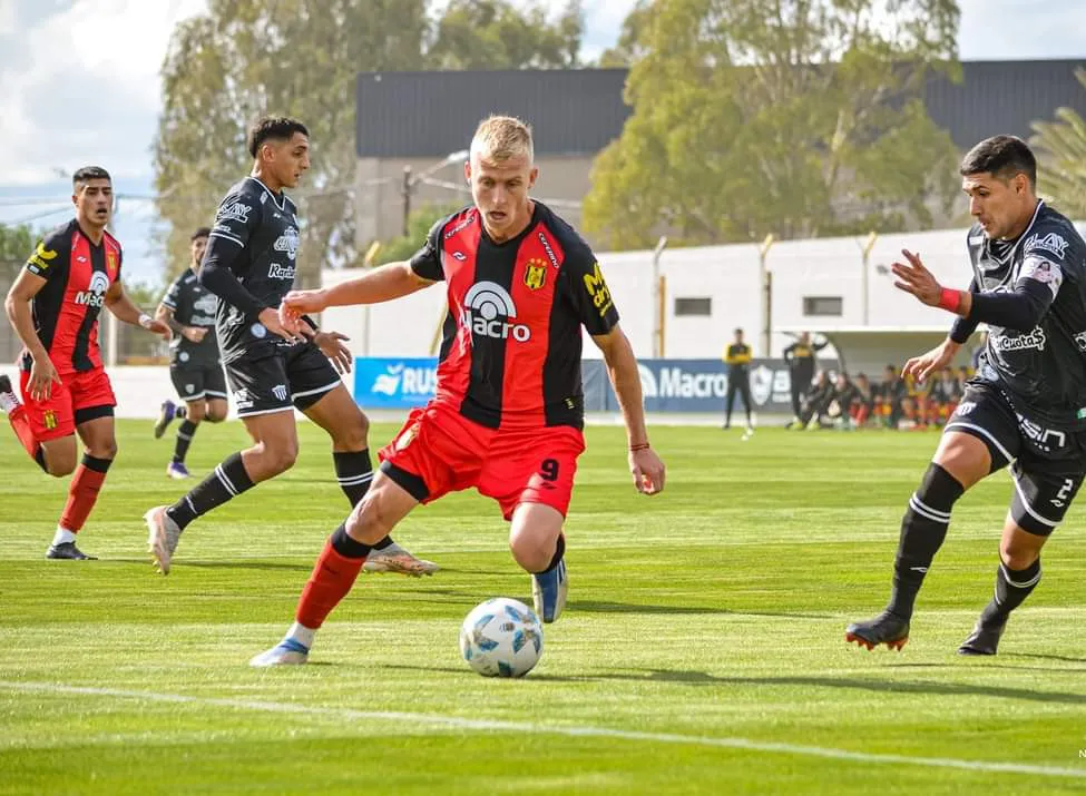 DIELLOS Y CAICEDO YA NO PERTENECEN AL AURINEGRO