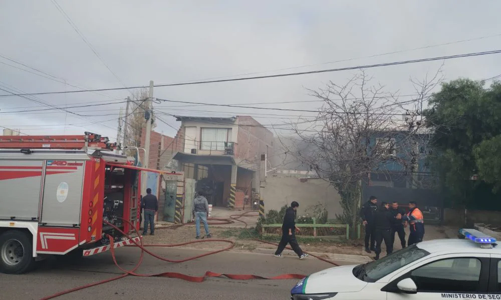 Incendio intencional en Madryn 2