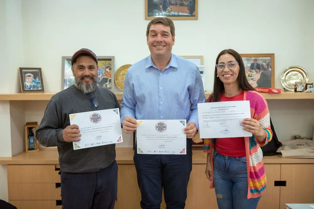 Biss junto a Iris Ortiz y Pablo Casaroza