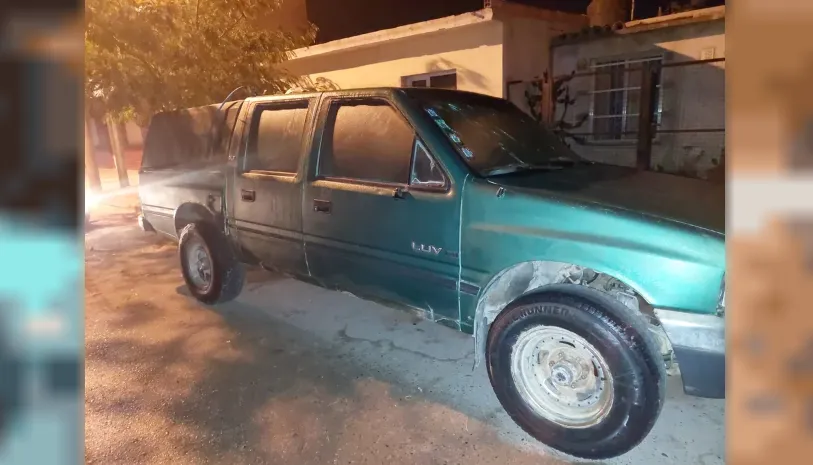 SAQUEO INESPERADO: CAMIONETA DEJADA EN ESPERA DE AUXILIO TRAS ACCIDENTE EN CHUBUT ES DESVALIJADA