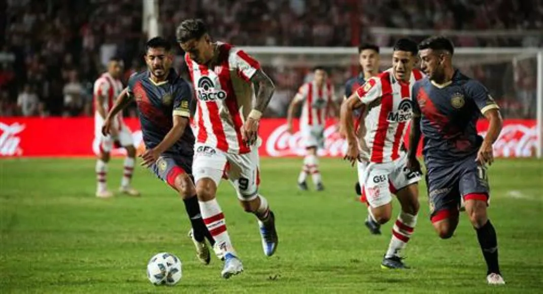 Instituto juega en casa ante Argentinos.