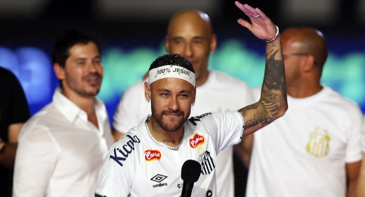 NEYMAR REGRESÓ AL SANTOS