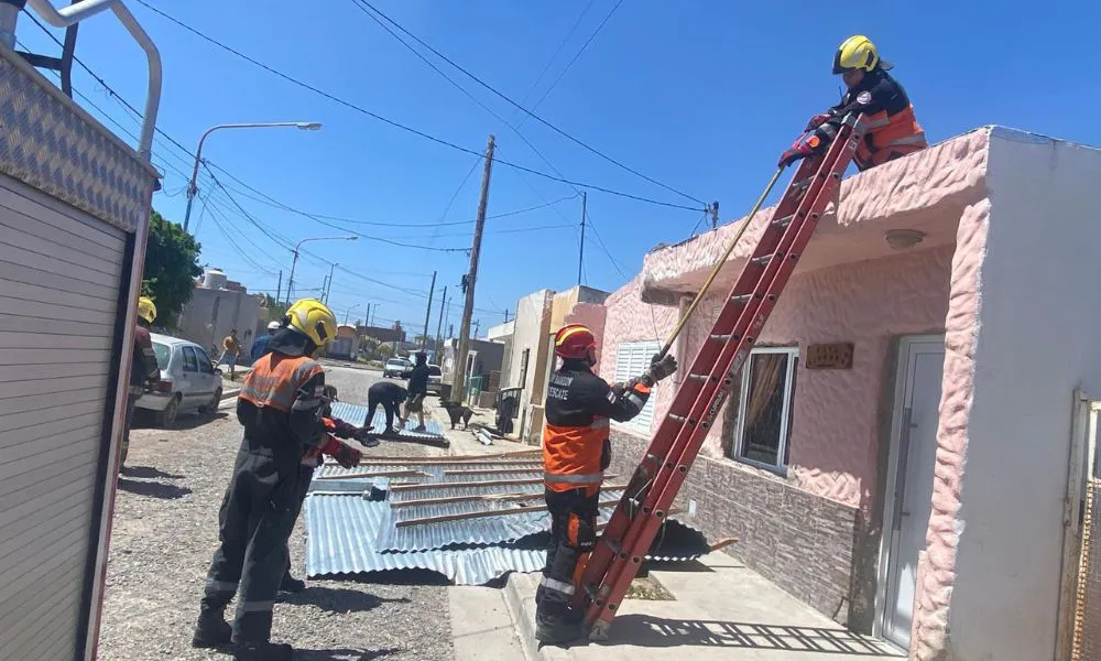 Voladura de techo en Rawson