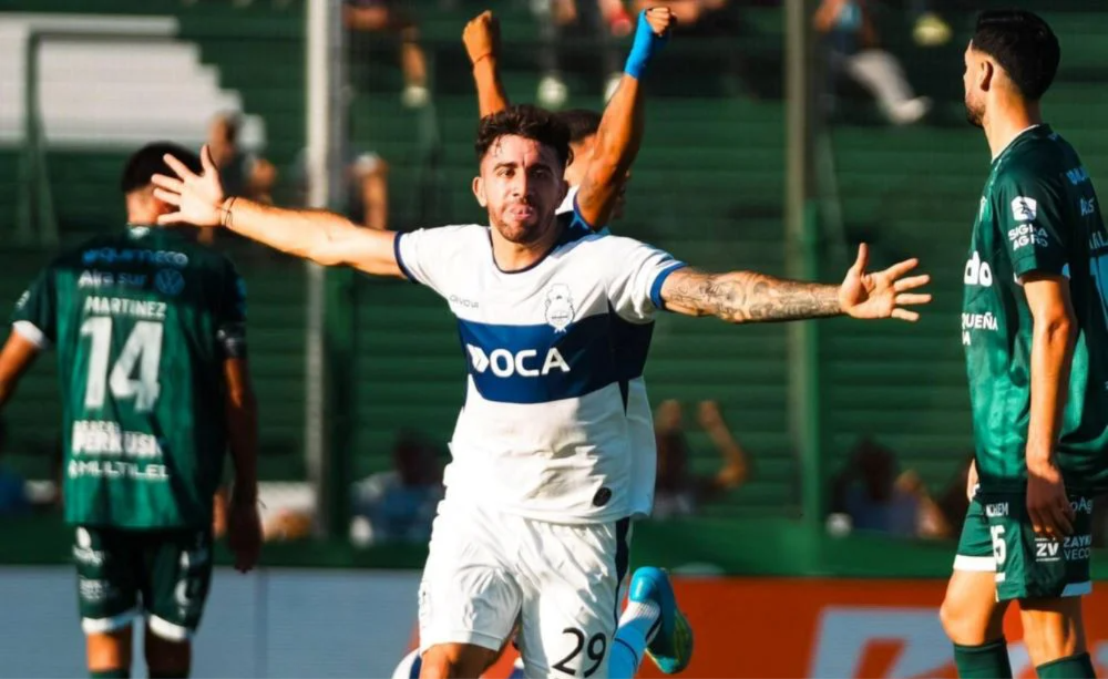 El Lobo se llevó un triunfo agónico en Junín y quedó muy cerca de la zona de playoffs.