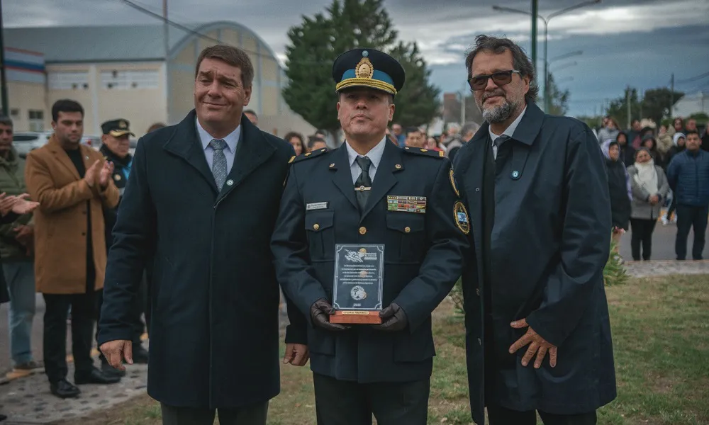 Reconocimientos en Rawson durante el acto por Malvinas