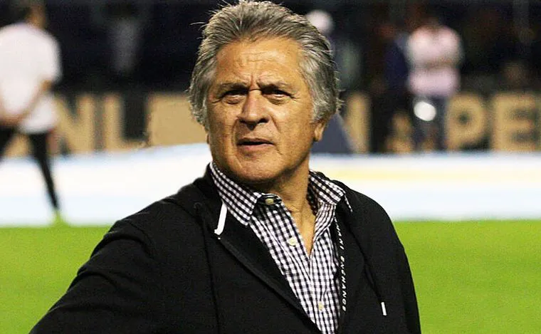EL PATO FILLOL SALIÓ A BANCAR AL ARQUERO DE LA SUB17