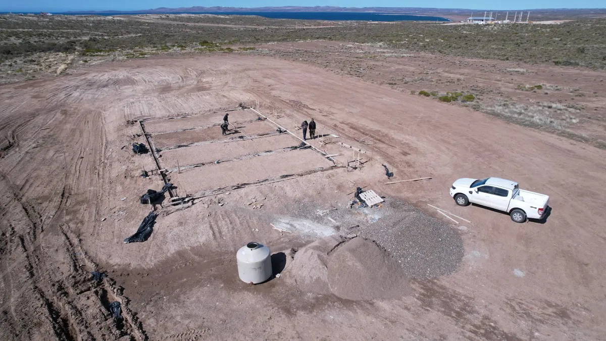 Bases donde se apoyará la estructura metálica.
