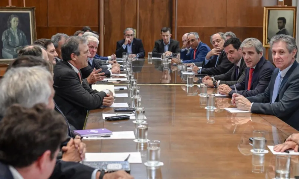 reunión de Caputo con empresarios británicos