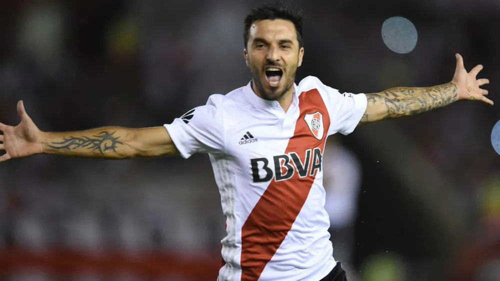 SCOCCO LE DEJÓ UN MENSAJE A LOS PUMAS Y A LOS POLÍTICOS
