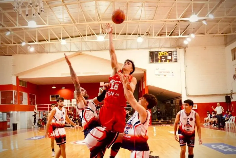 Huracán recibe esta noche a Guillermo Brown.