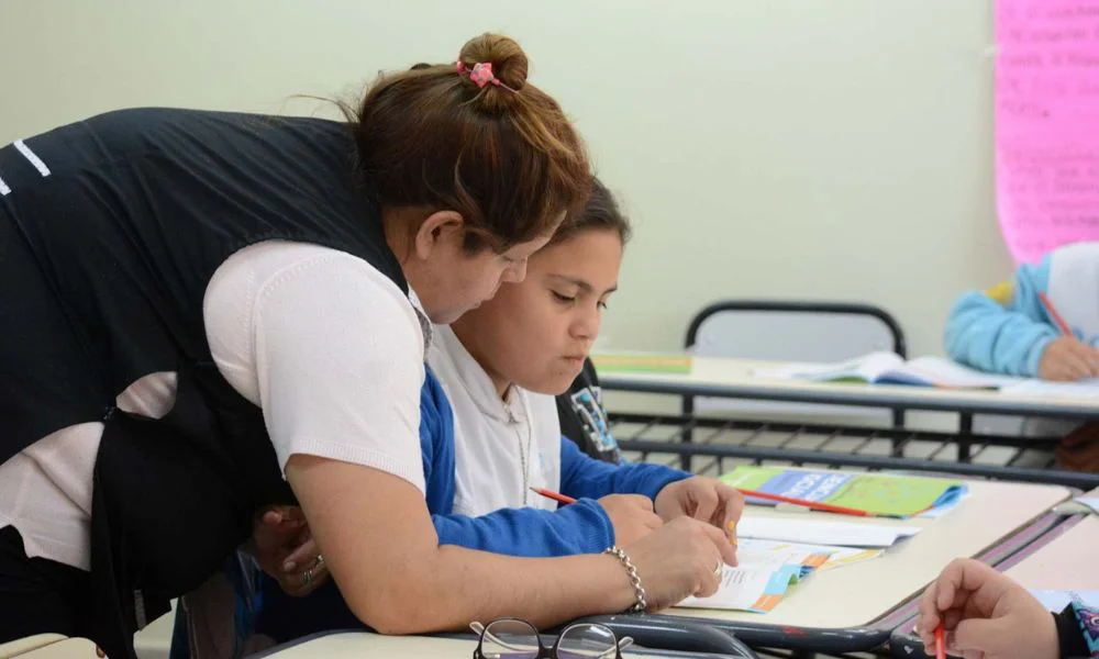 Chubut busca profesionales para sostener trayectorias escolares