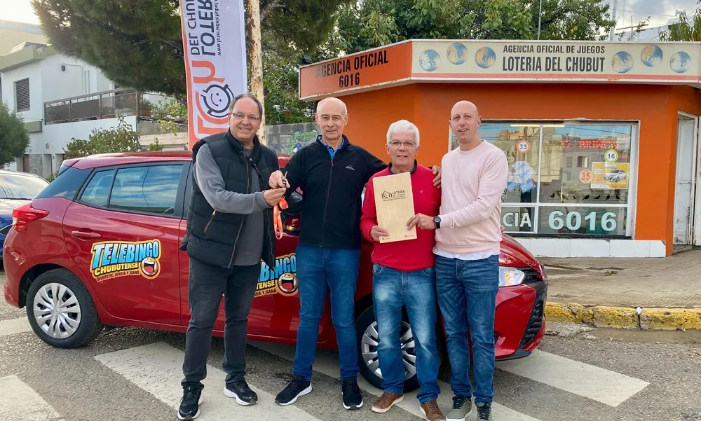 Lotería entregó un auto del Telebingo