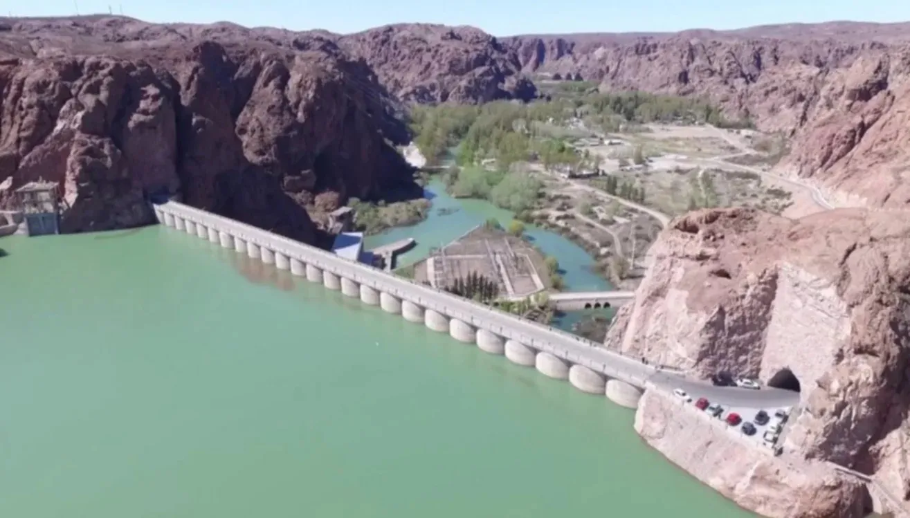 dique ameghino aerea