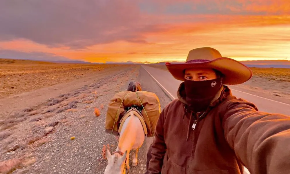 The World From a Horse El Muindo desde un caballo 11