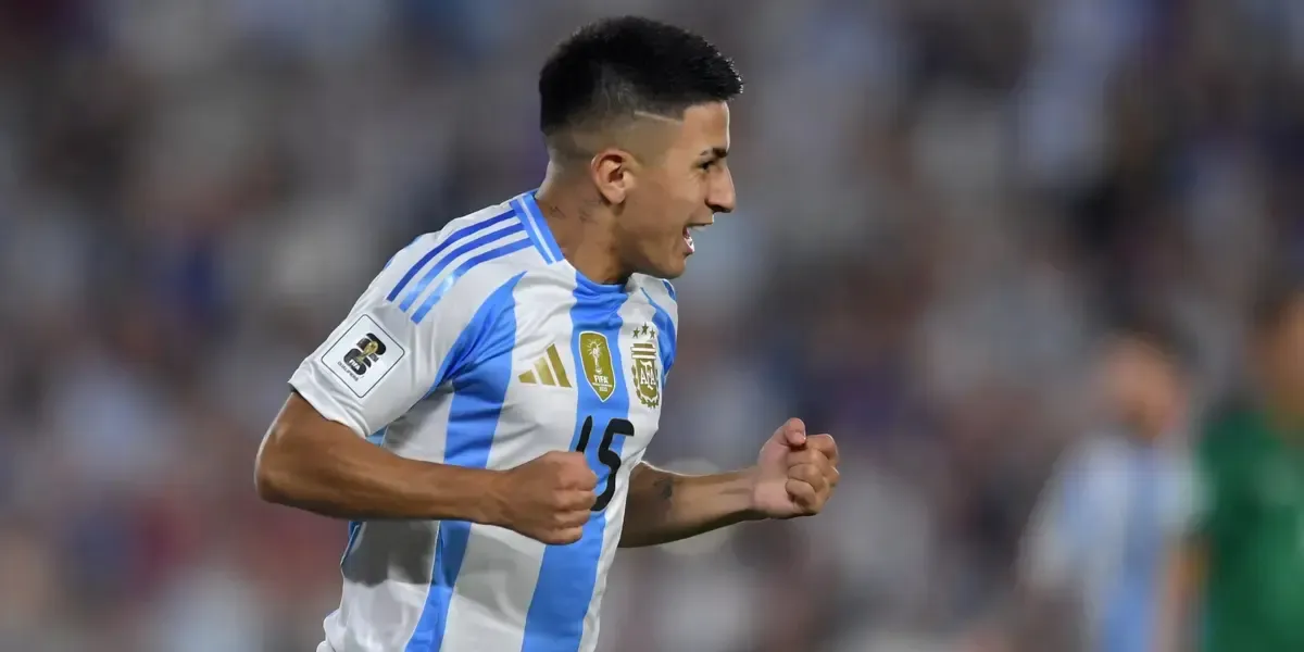 Thiago Almada para el 1 a 0 de Argentina